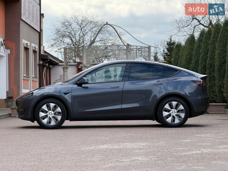 Внедорожник / Кроссовер Tesla Model Y 2022 в Стрые