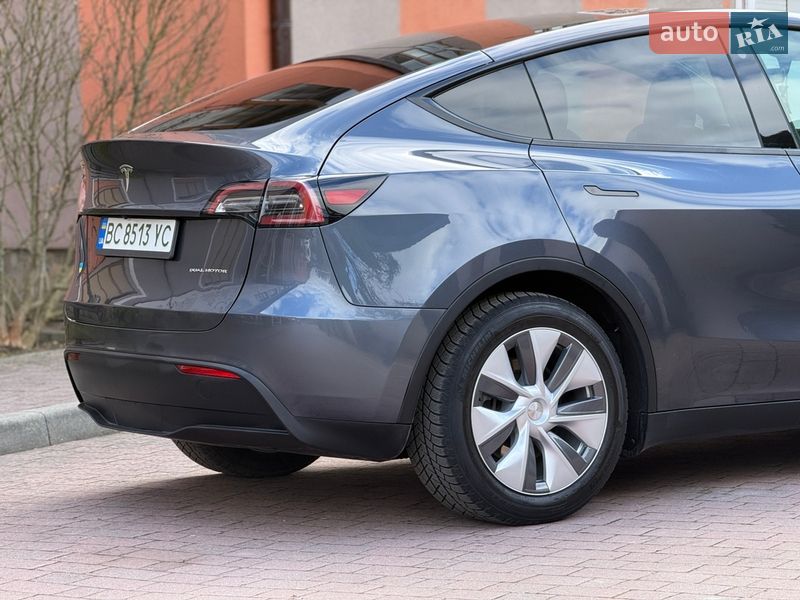 Внедорожник / Кроссовер Tesla Model Y 2022 в Стрые