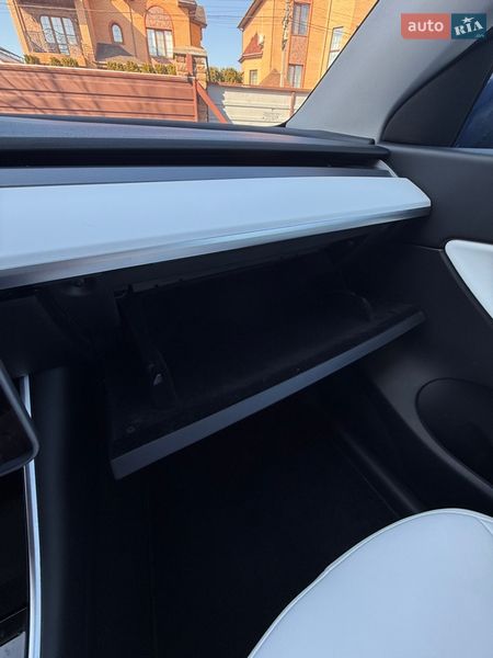 Внедорожник / Кроссовер Tesla Model Y 2020 в Киеве фото 19 Внедорожник / Кроссовер Tesla Model Y 2020 в Киеве
