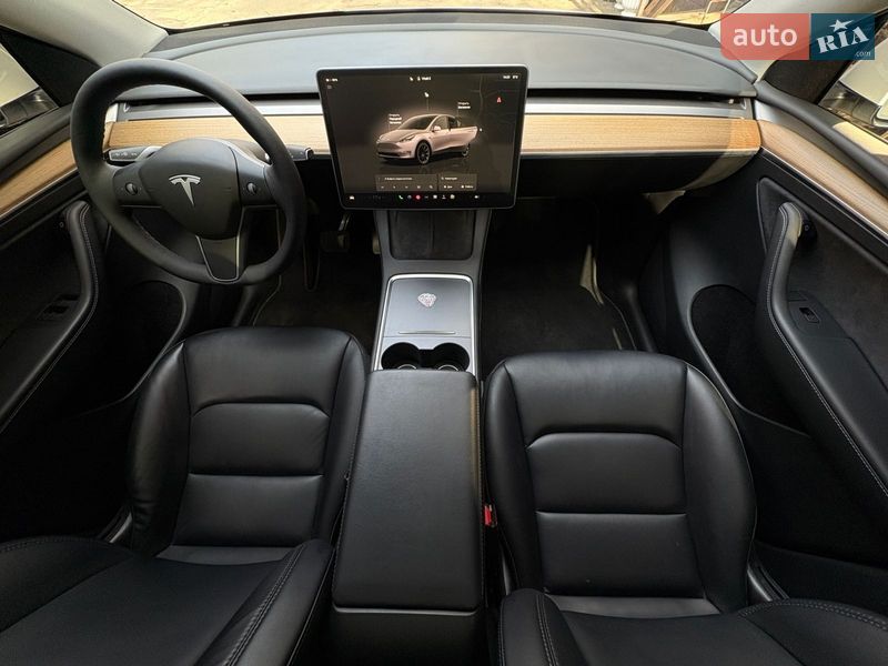 Внедорожник / Кроссовер Tesla Model Y 2022 в Киеве