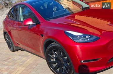 Внедорожник / Кроссовер Tesla Model Y 2024 в Киеве