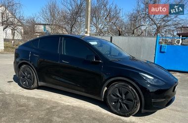 Внедорожник / Кроссовер Tesla Model Y 2023 в Киеве