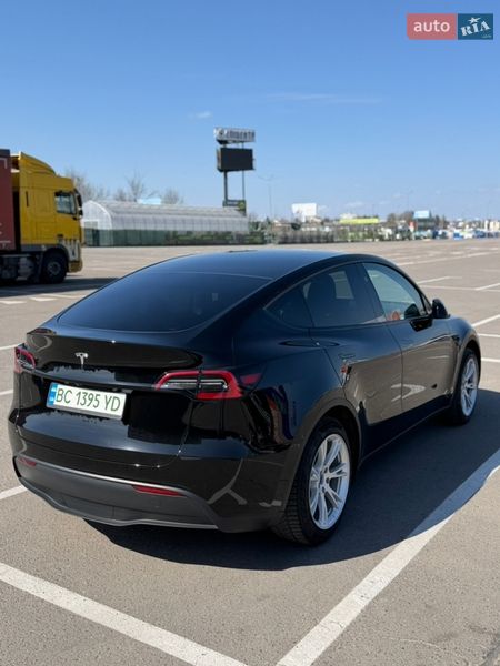 Позашляховик / Кросовер Tesla Model Y 2024 в Львові