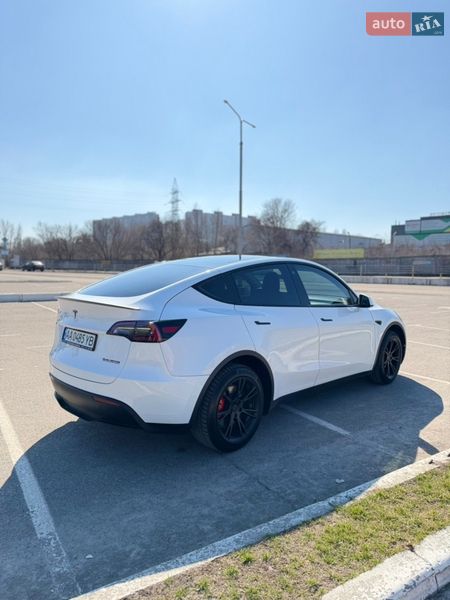 Позашляховик / Кросовер Tesla Model Y 2022 в Києві фото 7 Позашляховик / Кросовер Tesla Model Y 2022 в Києві