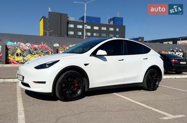 Внедорожник / Кроссовер Tesla Model Y 2022 в Киеве