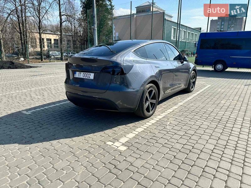 Позашляховик / Кросовер Tesla Model Y 2023 в Вінниці