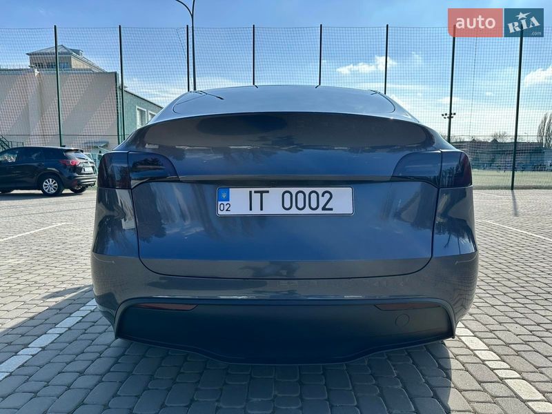Позашляховик / Кросовер Tesla Model Y 2023 в Вінниці