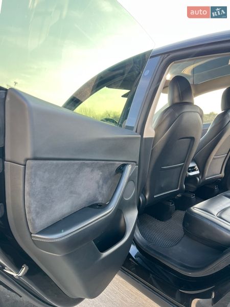 Позашляховик / Кросовер Tesla Model Y 2021 в Вінниці фото 19 Позашляховик / Кросовер Tesla Model Y 2021 в Вінниці
