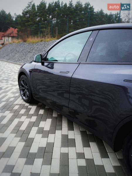 Внедорожник / Кроссовер Tesla Model Y 2024 в Львове
