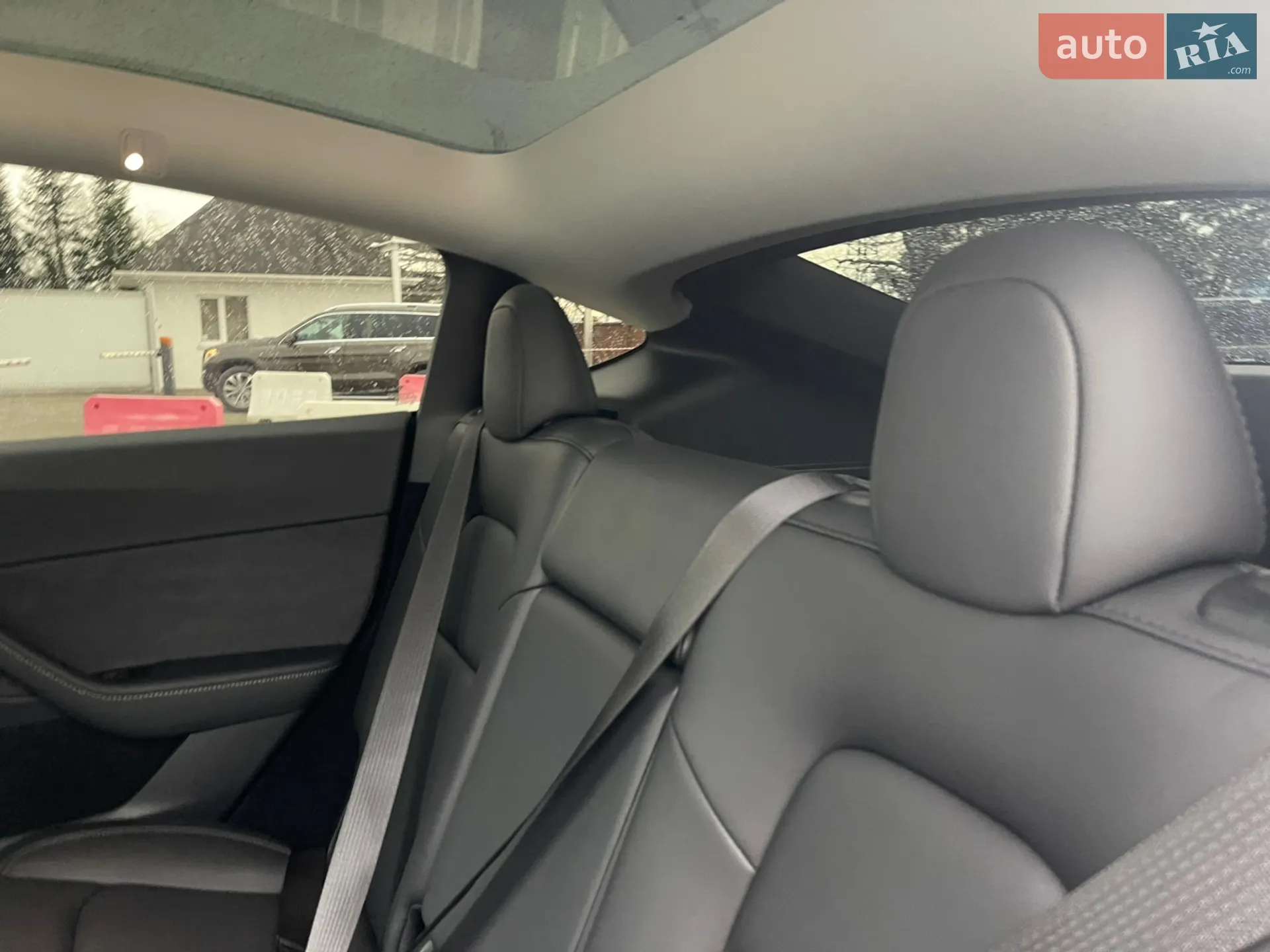 2024 Tesla Model Y - мініатюра 15