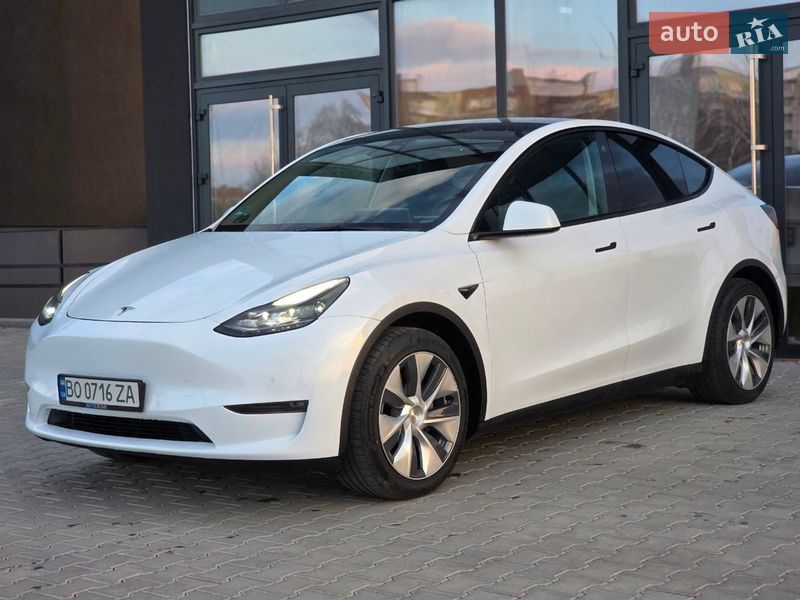 Позашляховик / Кросовер Tesla Model Y 2022 в Тернополі фото 3 Позашляховик / Кросовер Tesla Model Y 2022 в Тернополі