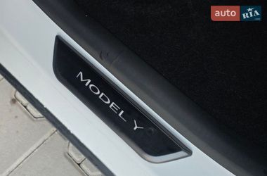 Внедорожник / Кроссовер Tesla Model Y 2022 в Тернополе