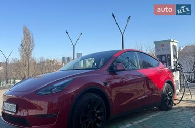 Позашляховик / Кросовер Tesla Model Y 2023 в Києві