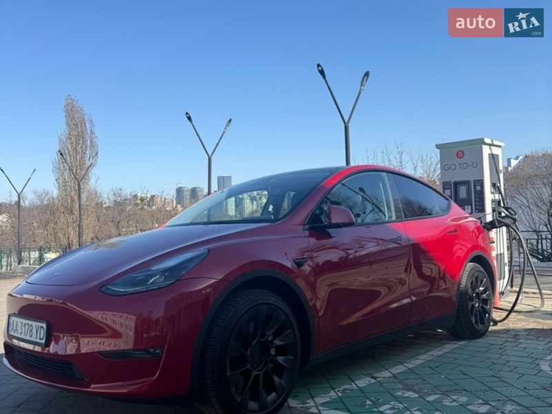 Внедорожник / Кроссовер Tesla Model Y 2023 в Киеве фото 3 Внедорожник / Кроссовер Tesla Model Y 2023 в Киеве