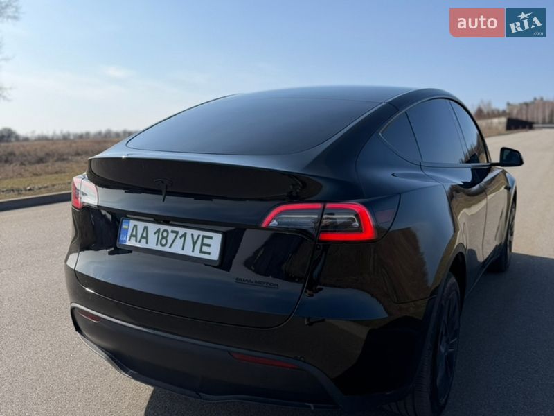 Позашляховик / Кросовер Tesla Model Y 2024 в Києві фото 7 Позашляховик / Кросовер Tesla Model Y 2024 в Києві