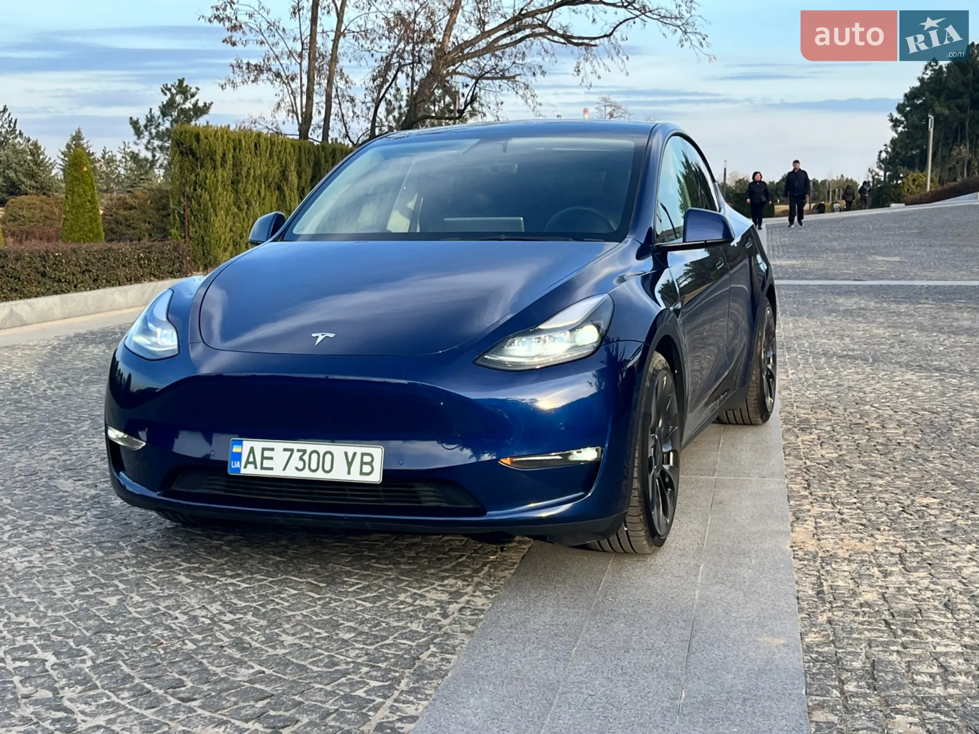 2022 Tesla Model Y - мініатюра 4