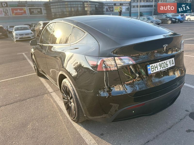 Внедорожник / Кроссовер Tesla Model Y 2021 в Одессе фото 4 Внедорожник / Кроссовер Tesla Model Y 2021 в Одессе