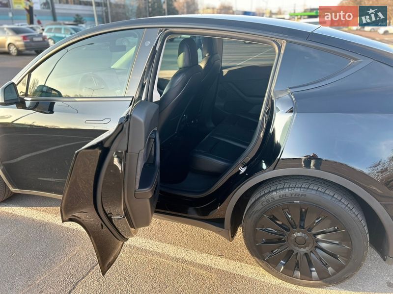 Внедорожник / Кроссовер Tesla Model Y 2021 в Одессе фото 11 Внедорожник / Кроссовер Tesla Model Y 2021 в Одессе