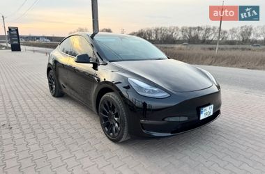 Внедорожник / Кроссовер Tesla Model Y 2025 в Ровно