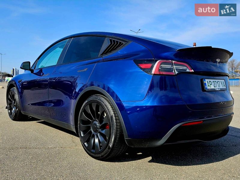 Внедорожник / Кроссовер Tesla Model Y 2023 в Днепре фото 6 Внедорожник / Кроссовер Tesla Model Y 2023 в Днепре