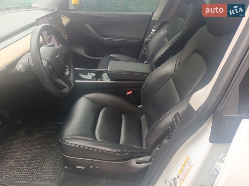 Внедорожник / Кроссовер Tesla Model Y 2020 в Одессе