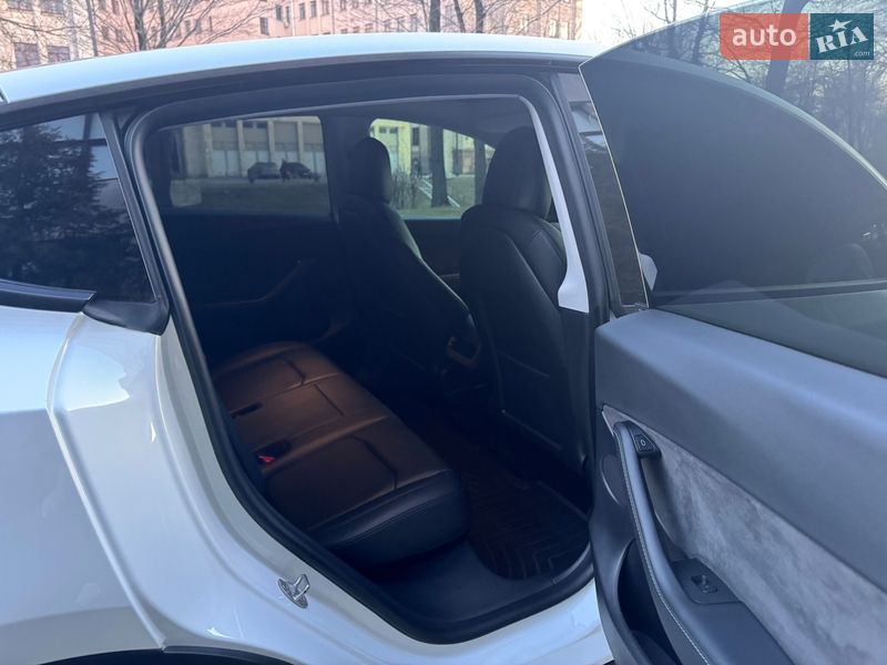 Внедорожник / Кроссовер Tesla Model Y 2022 в Харькове фото 25 Внедорожник / Кроссовер Tesla Model Y 2022 в Харькове