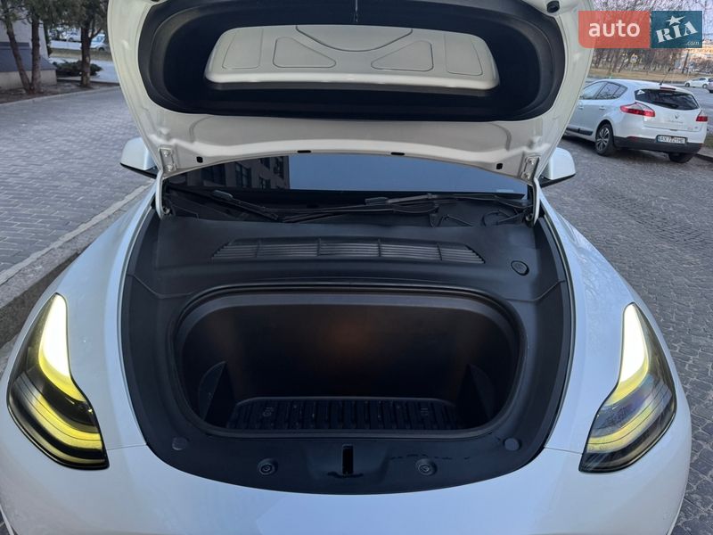Внедорожник / Кроссовер Tesla Model Y 2022 в Харькове фото 29 Внедорожник / Кроссовер Tesla Model Y 2022 в Харькове