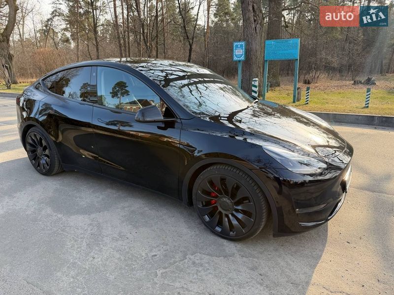 Внедорожник / Кроссовер Tesla Model Y 2022 в Киеве фото 6 Внедорожник / Кроссовер Tesla Model Y 2022 в Киеве