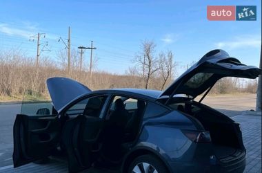 Позашляховик / Кросовер Tesla Model Y 2023 в Первомайську