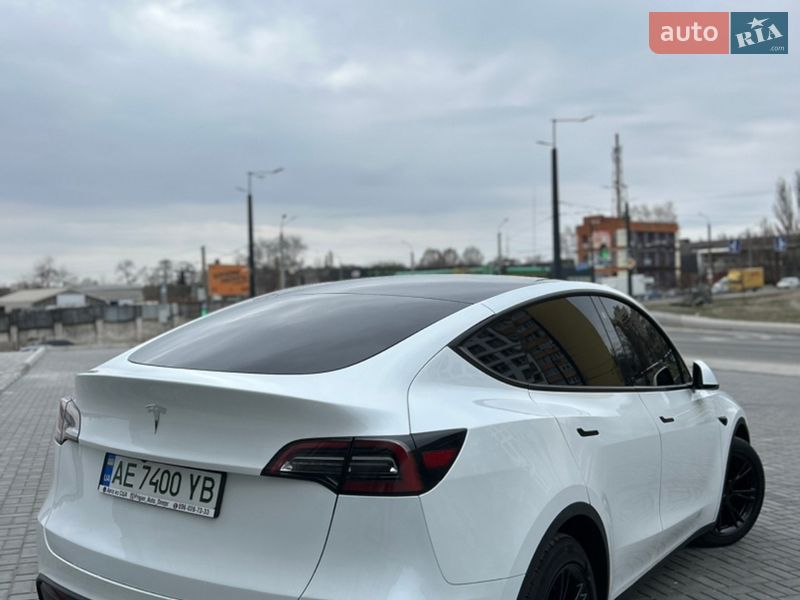 Внедорожник / Кроссовер Tesla Model Y 2023 в Днепре фото 16 Внедорожник / Кроссовер Tesla Model Y 2023 в Днепре