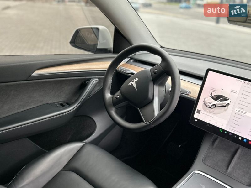 Внедорожник / Кроссовер Tesla Model Y 2023 в Днепре фото 32 Внедорожник / Кроссовер Tesla Model Y 2023 в Днепре