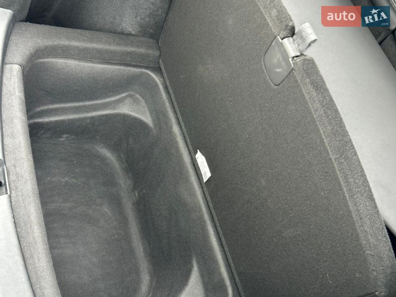 Внедорожник / Кроссовер Tesla Model Y 2023 в Днепре фото 42 Внедорожник / Кроссовер Tesla Model Y 2023 в Днепре