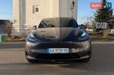 Позашляховик / Кросовер Tesla Model Y 2025 в Києві