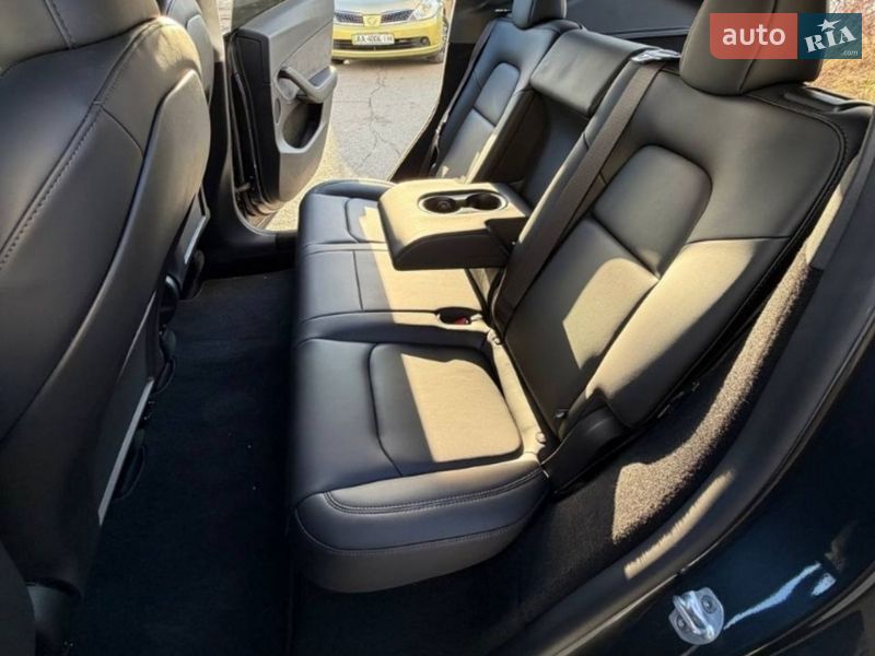 Внедорожник / Кроссовер Tesla Model Y 2025 в Киеве фото 14 Внедорожник / Кроссовер Tesla Model Y 2025 в Киеве