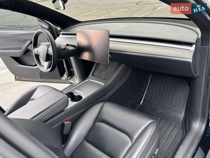 Внедорожник / Кроссовер Tesla Model Y 2022 в Днепре фото 8 Внедорожник / Кроссовер Tesla Model Y 2022 в Днепре