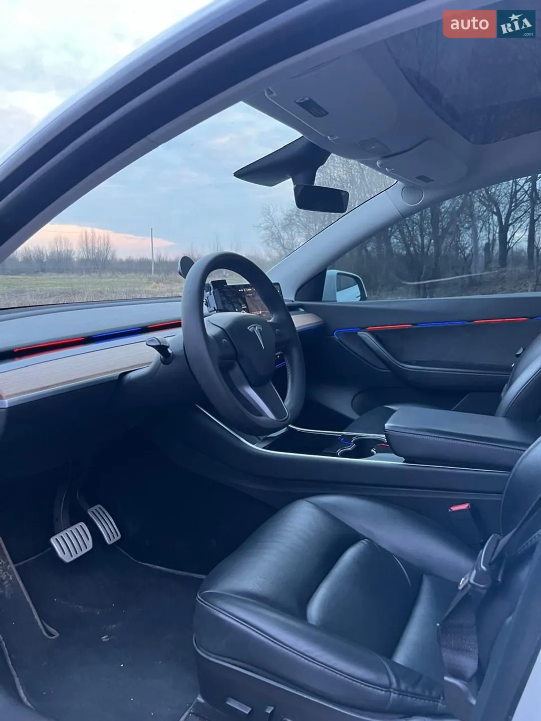 2020 Tesla Model Y - мініатюра 17