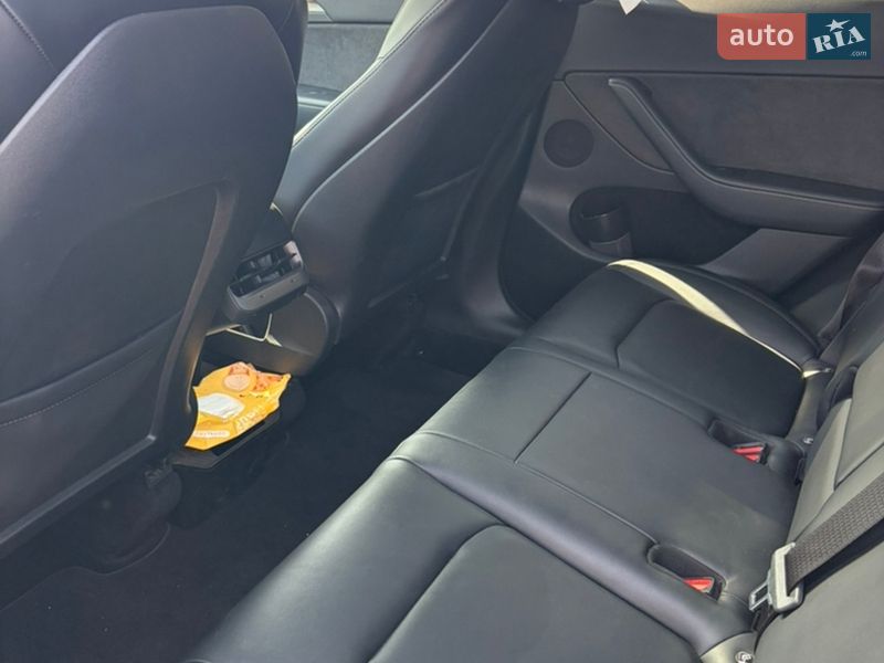 Внедорожник / Кроссовер Tesla Model Y 2022 в Львове