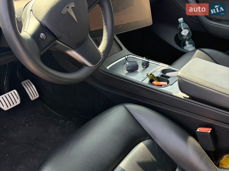 Внедорожник / Кроссовер Tesla Model Y 2022 в Львове