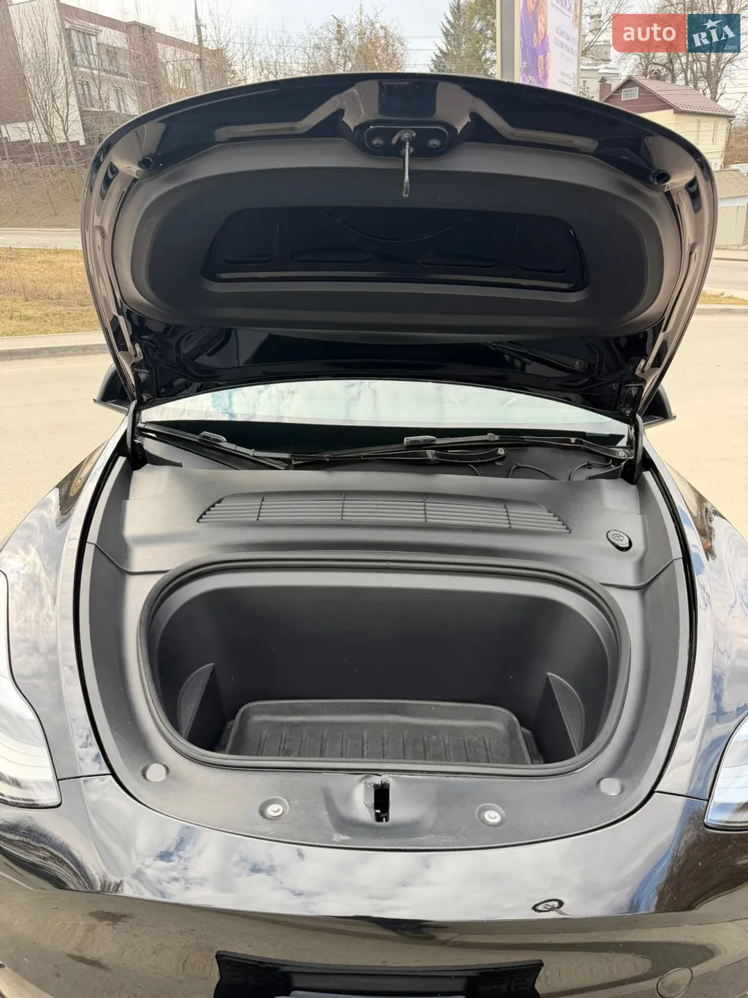 2024 Tesla Model Y - мініатюра 25