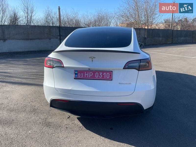 Внедорожник / Кроссовер Tesla Model Y 2024 в Ровно