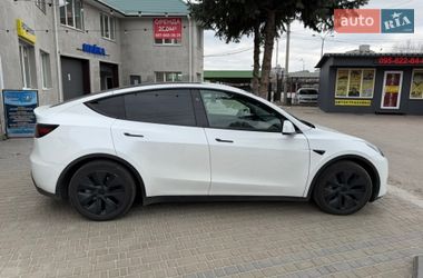 Позашляховик / Кросовер Tesla Model Y 2024 в Кам'янському