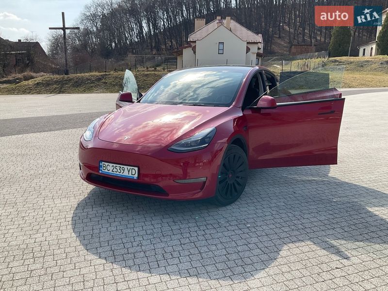 Внедорожник / Кроссовер Tesla Model Y 2023 в Львове фото 13 Внедорожник / Кроссовер Tesla Model Y 2023 в Львове