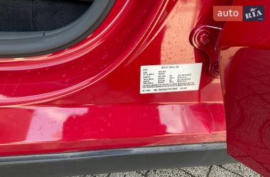 Позашляховик / Кросовер Tesla Model Y 2023 в Львові
