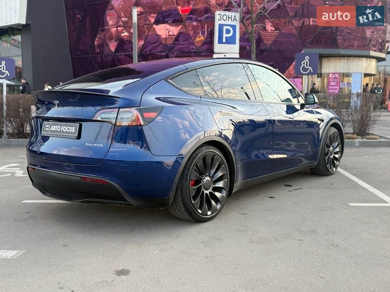 Внедорожник / Кроссовер Tesla Model Y 2023 в Киеве фото 6 Внедорожник / Кроссовер Tesla Model Y 2023 в Киеве
