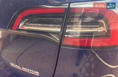 Внедорожник / Кроссовер Tesla Model Y 2021 в Хмельницком