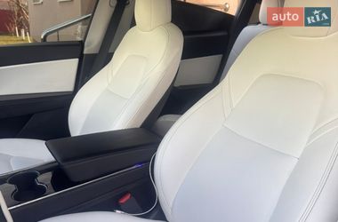 Внедорожник / Кроссовер Tesla Model Y 2021 в Хмельницком