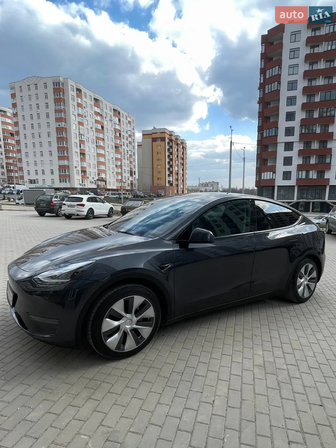2024 Tesla Model Y - мініатюра 5