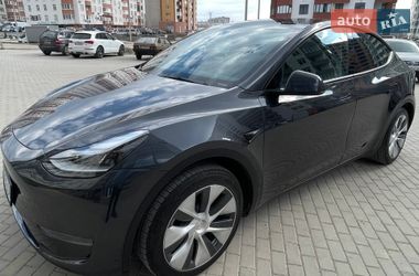 Внедорожник / Кроссовер Tesla Model Y 2024 в Тернополе