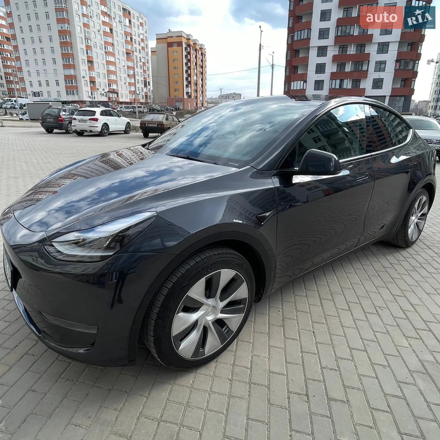 2024 Tesla Model Y - мініатюра 10