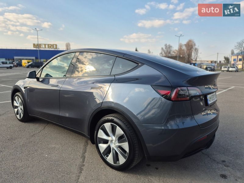Внедорожник / Кроссовер Tesla Model Y 2023 в Житомире фото 3 Внедорожник / Кроссовер Tesla Model Y 2023 в Житомире